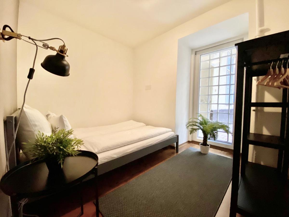 Budget Apartment By Hi5- Karoly 16 Budapest Exterior photo